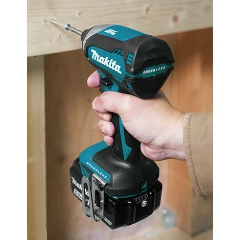 Visseuse à Chocs MAKITA DTD153RTJ (2 X 5,0 Ah DC18RC MAKPAC 2) 5 Visseuse à Chocs MAKITA DTD153RTJ (2 X 5,0 Ah DC18RC MAKPAC 2) – Image 3