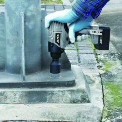 SAM OUTILLAGE - Cle A Chocs 1/2'' A Batterie 18V 4Ah 7 SAM OUTILLAGE - Cle A Chocs 1/2'' A Batterie 18V 4Ah -Clé Soldes Magasin 54076177 2